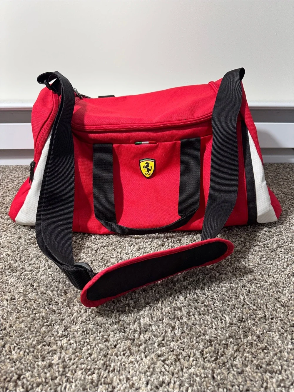 Puma x Ferrari mens red 10 anniversary lightweight travel duffel bag EUC